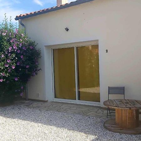 Ferienwohnung Le Lion D'Or Bessines Exterior foto